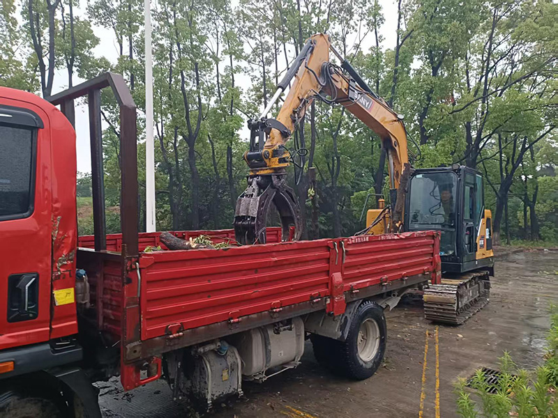 綠化垃圾清運(yùn)